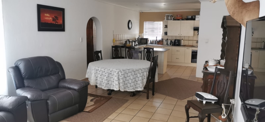 3 Bedroom Property for Sale in Safari Gardens North West